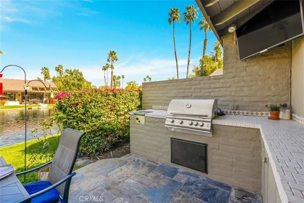 194 Green Mountain Drive, Palm Desert, California 92211 home-pic-28