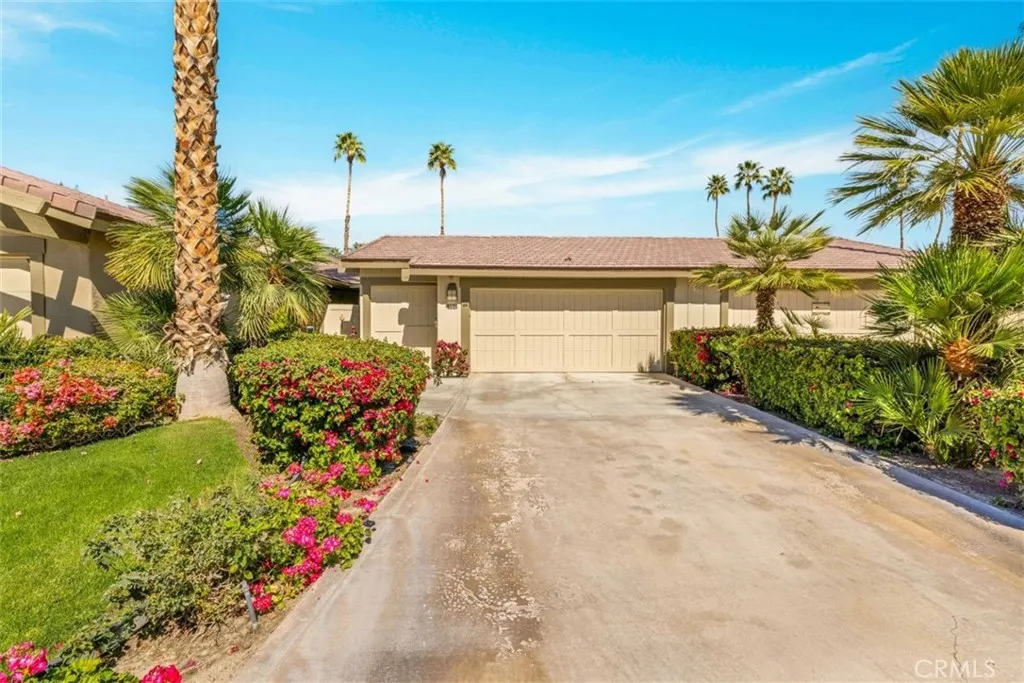 194 Green Mountain Drive, Palm Desert, California 92211 home-pic-33