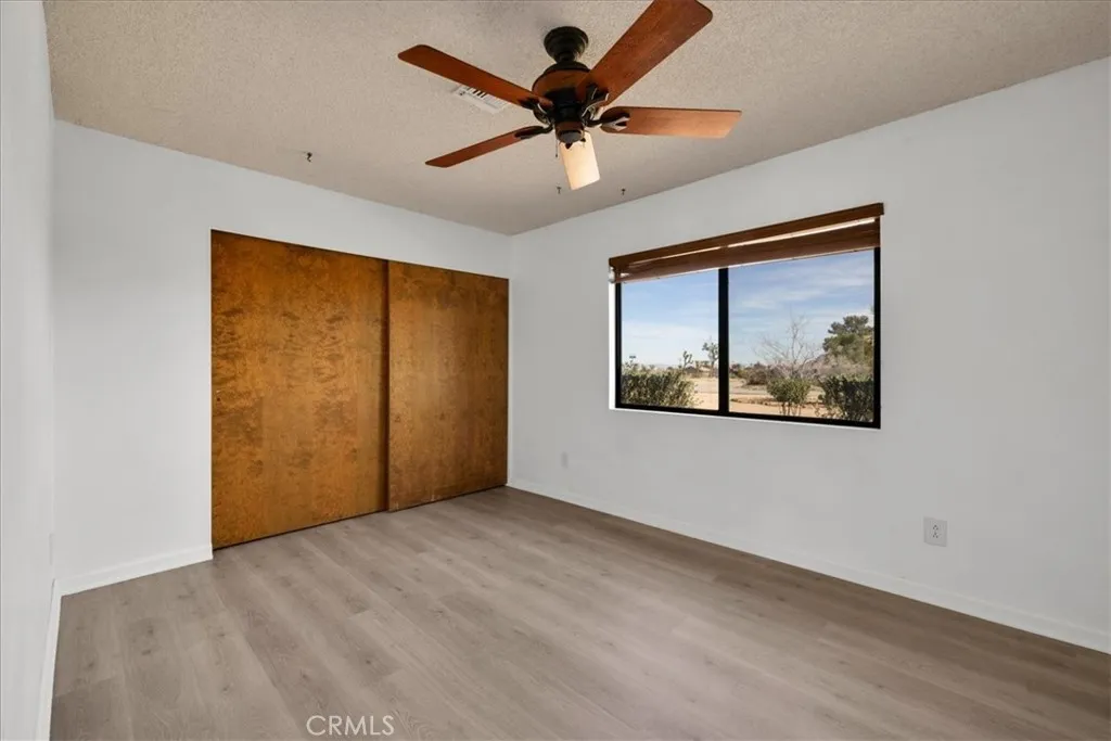 4808 Camarilla Avenue, Yucca Valley, California 92284 home-pic-27
