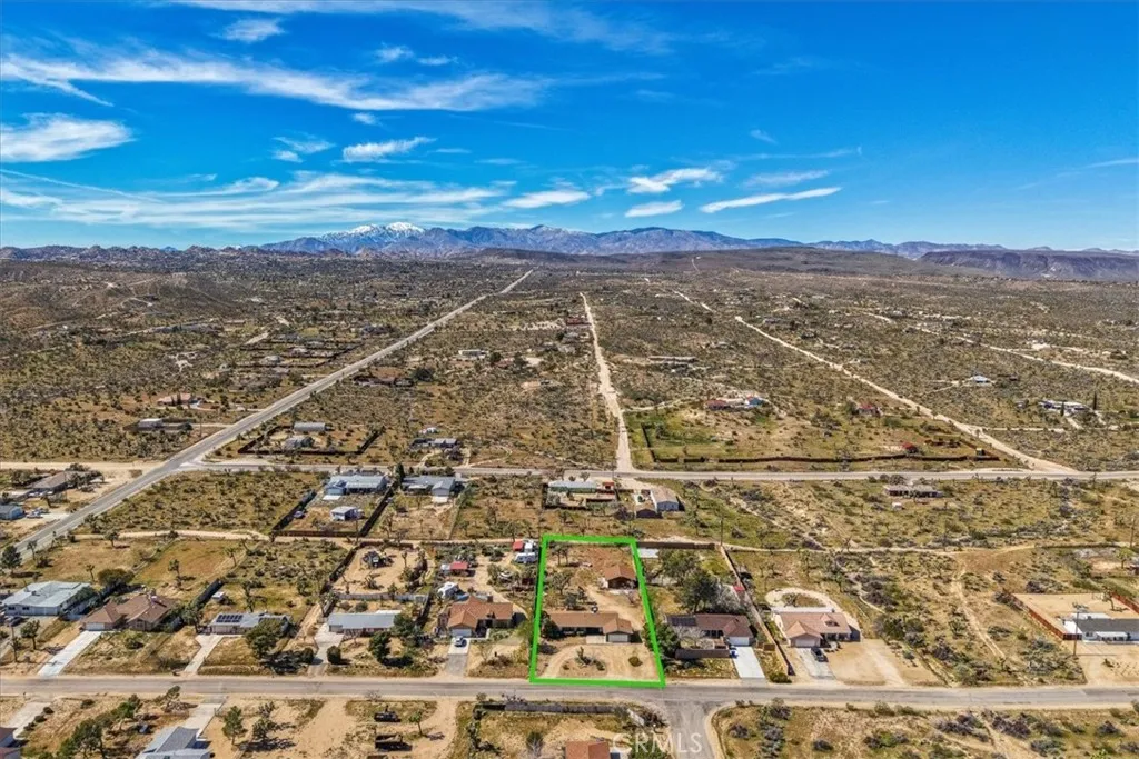 4808 Camarilla Avenue, Yucca Valley, California 92284 home-pic-42