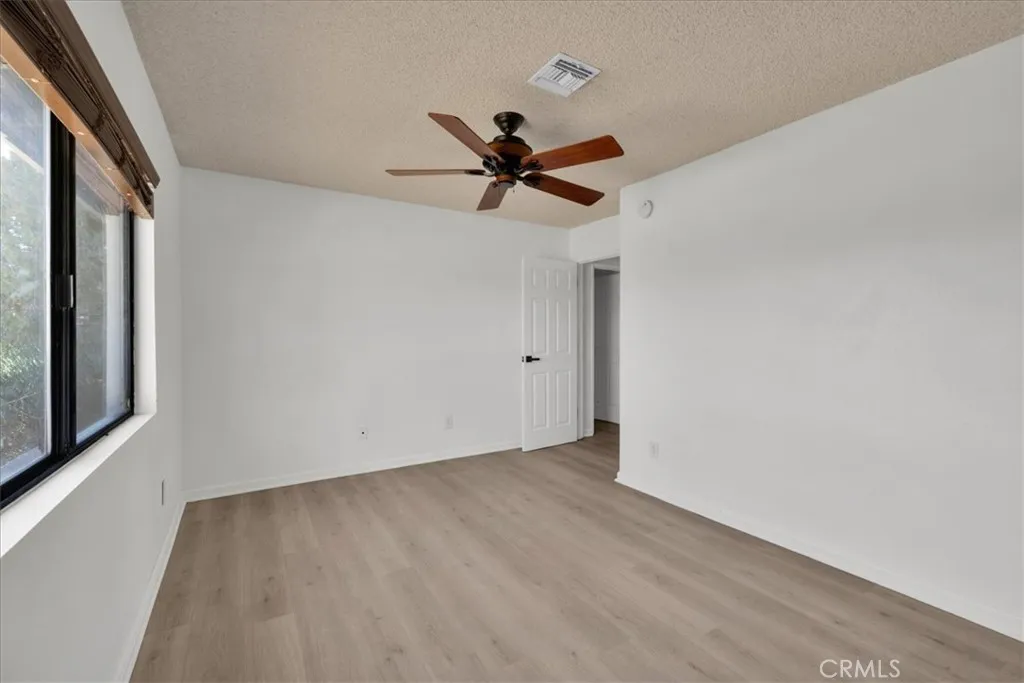 4808 Camarilla Avenue, Yucca Valley, California 92284 home-pic-28