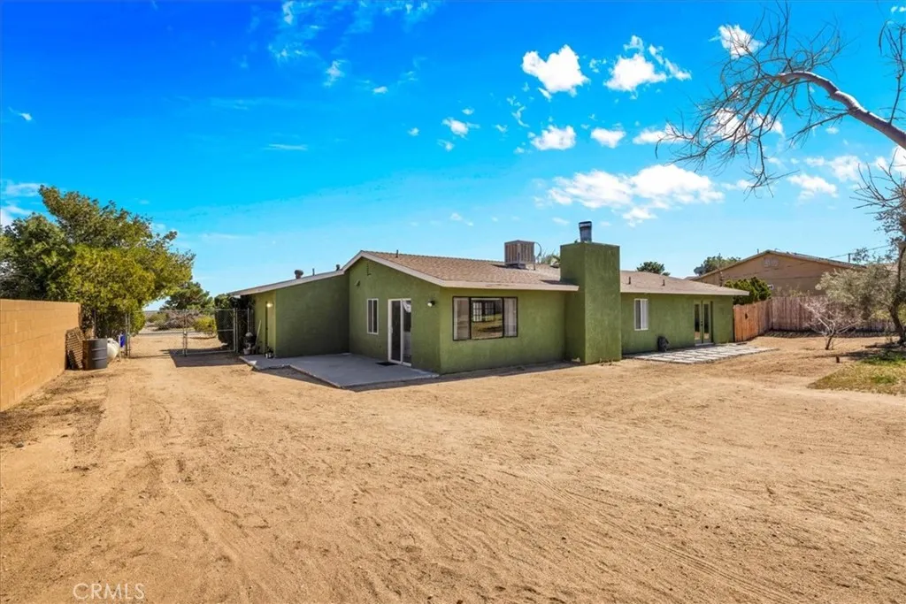 4808 Camarilla Avenue, Yucca Valley, California 92284 home-pic-32