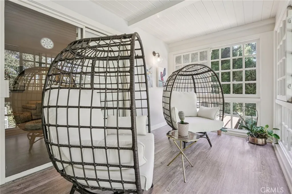 15815 Castlewoods Drive, Sherman Oaks, California 91403 home-pic-19