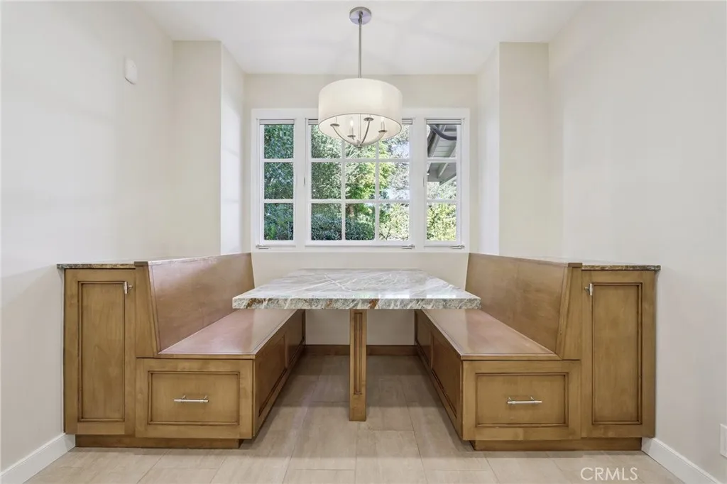 15815 Castlewoods Drive, Sherman Oaks, California 91403 home-pic-16