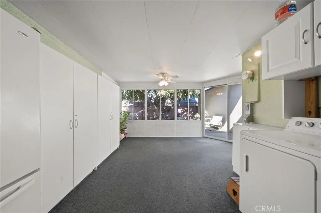 2553 W West Glenoaks Avenue, Anaheim, California 92801 home-pic-8