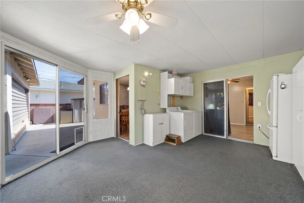 2553 W West Glenoaks Avenue, Anaheim, California 92801 home-pic-7