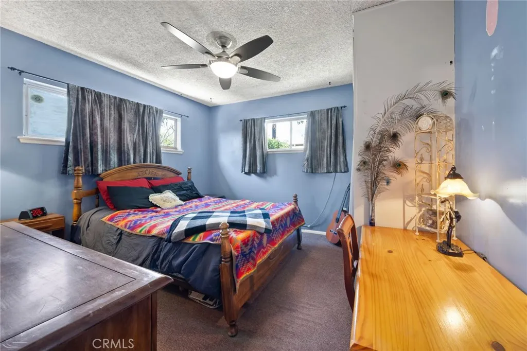 2553 W West Glenoaks Avenue, Anaheim, California 92801 home-pic-18