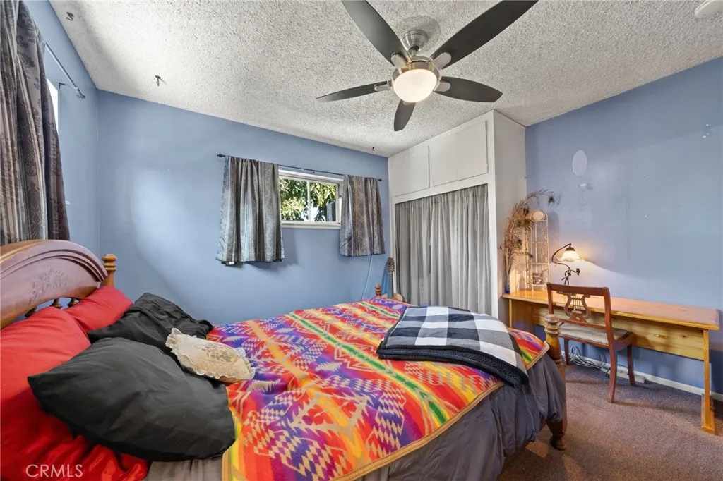 2553 W West Glenoaks Avenue, Anaheim, California 92801 home-pic-19