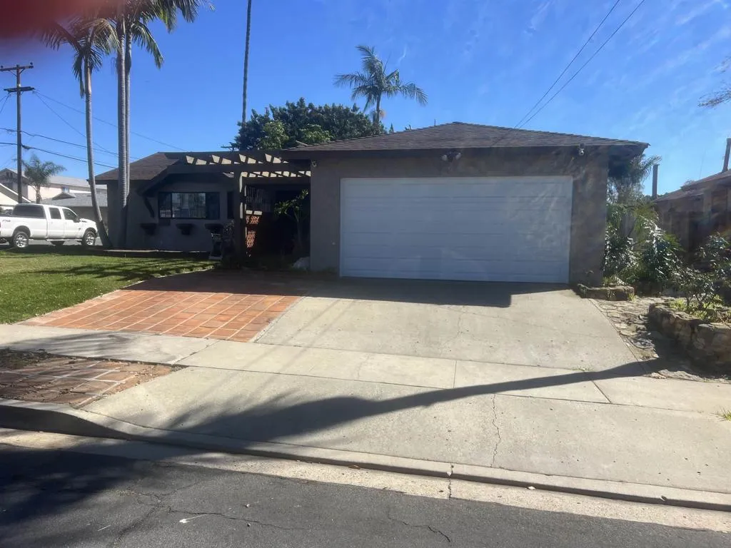 4189 Cole Court, San Diego, California 92117 home-pic-1