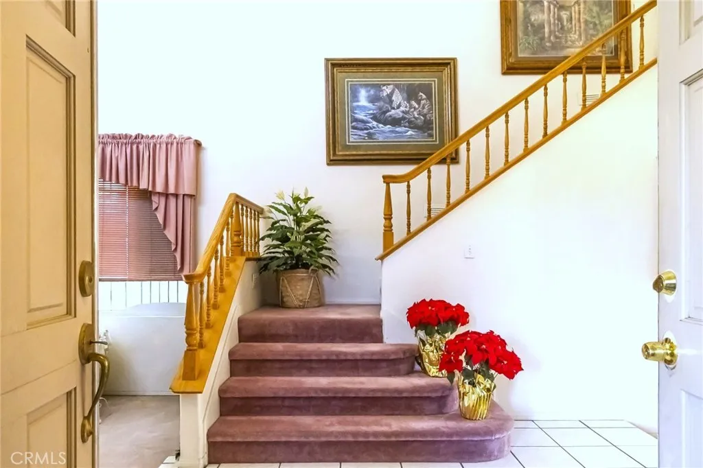 16470 Zarco Luna, Moreno Valley, California 92551 home-pic-6
