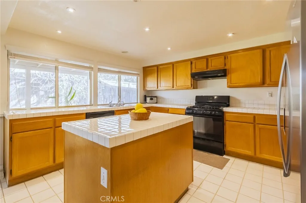 16470 Zarco Luna, Moreno Valley, California 92551 home-pic-13
