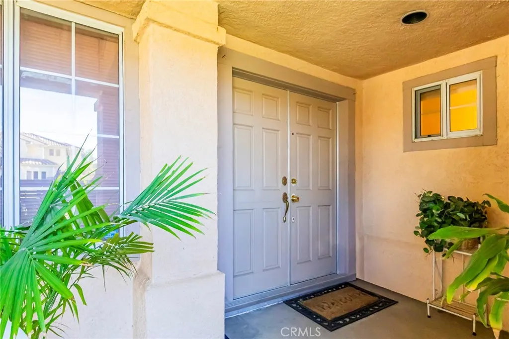 16470 Zarco Luna, Moreno Valley, California 92551 home-pic-5