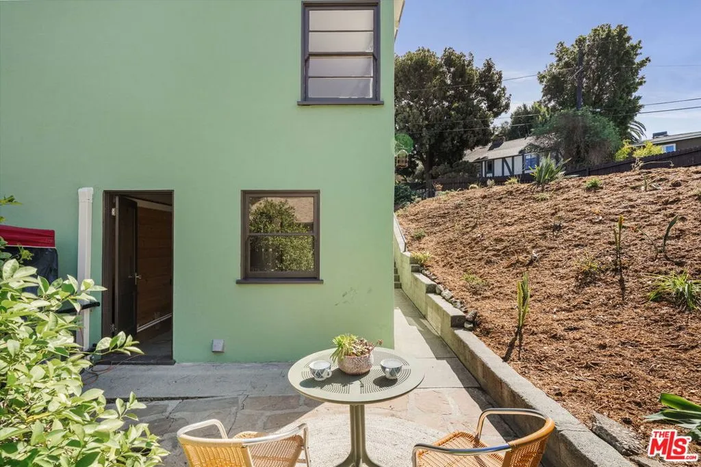 2601 Adelbert Avenue, Silver Lake, California 90039 home-pic-31