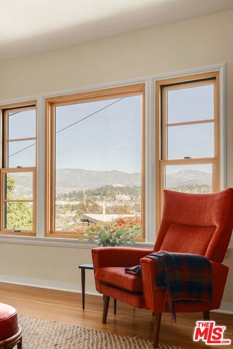2601 Adelbert Avenue, Silver Lake, California 90039 home-pic-8