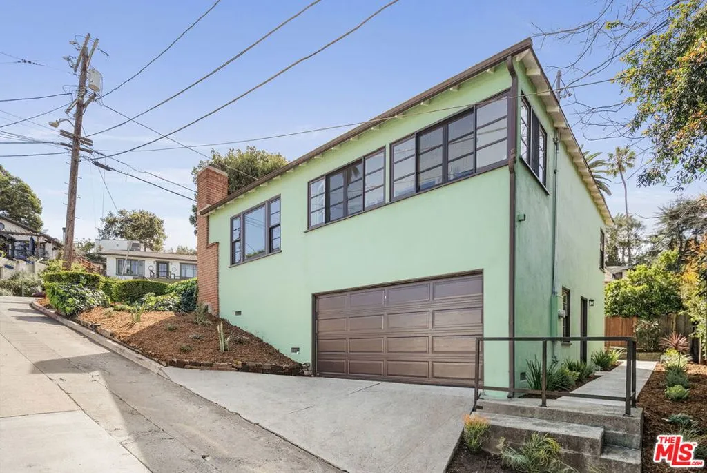 2601 Adelbert Avenue, Silver Lake, California 90039 home-pic-37