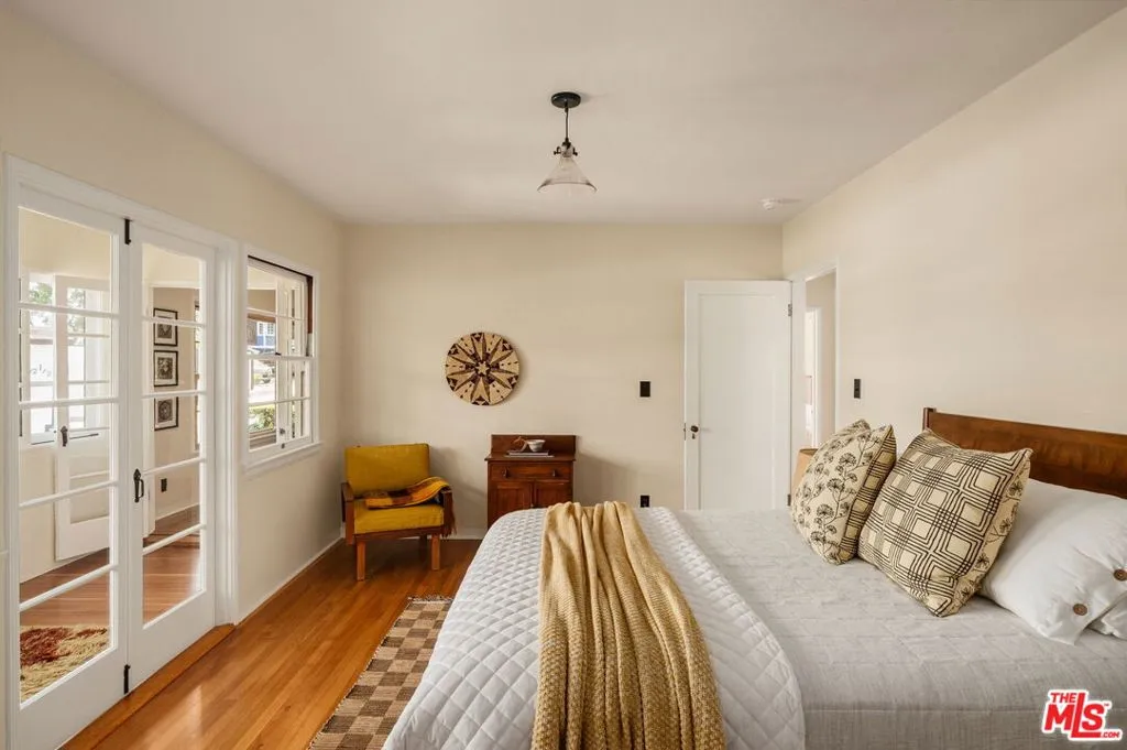 2601 Adelbert Avenue, Silver Lake, California 90039 home-pic-15
