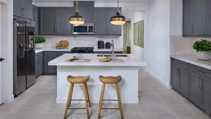 14006 Lumurine Way, San Diego, California 92126
