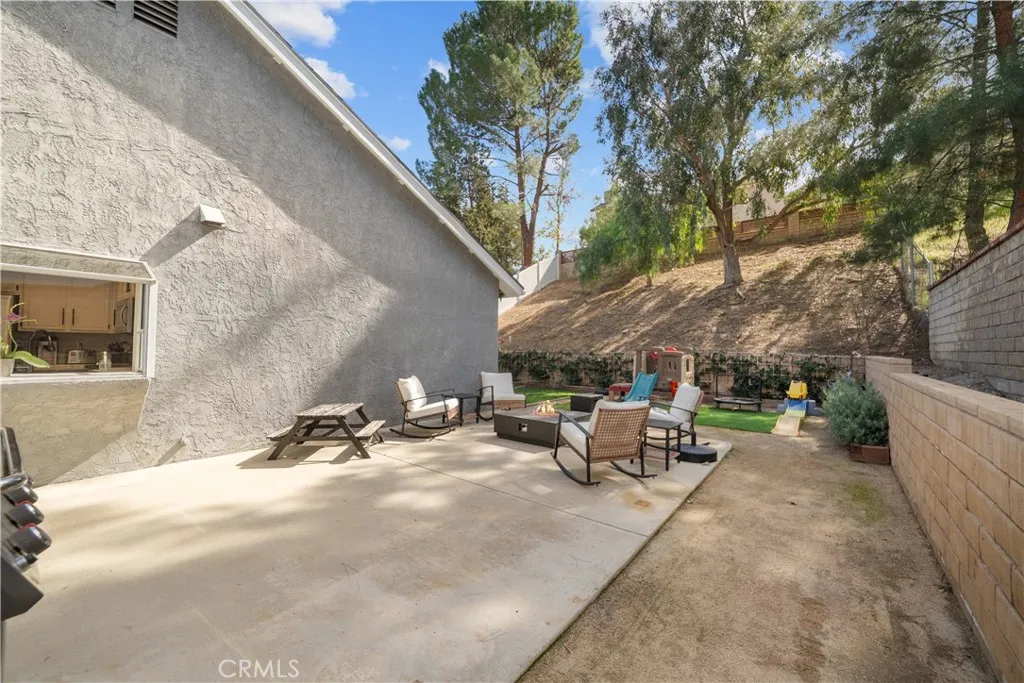 28518 Victoria, Castaic, California 91384 home-pic-33