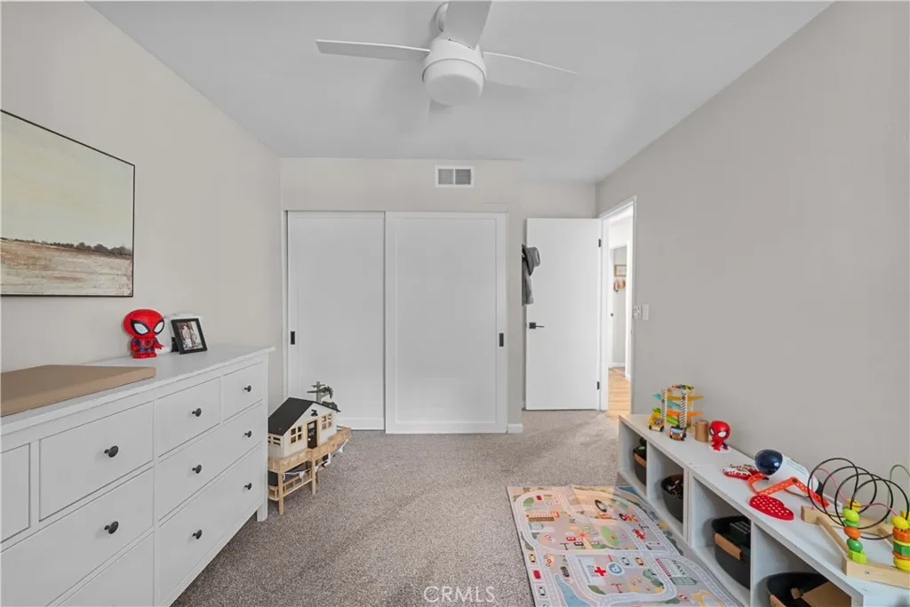 28518 Victoria, Castaic, California 91384 home-pic-23