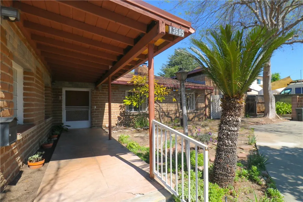 13605 La Cuarta, Whittier, California 90602 home-pic-1