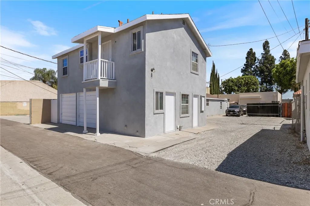 15323 Paramount, Paramount, California 90723 home-pic-51