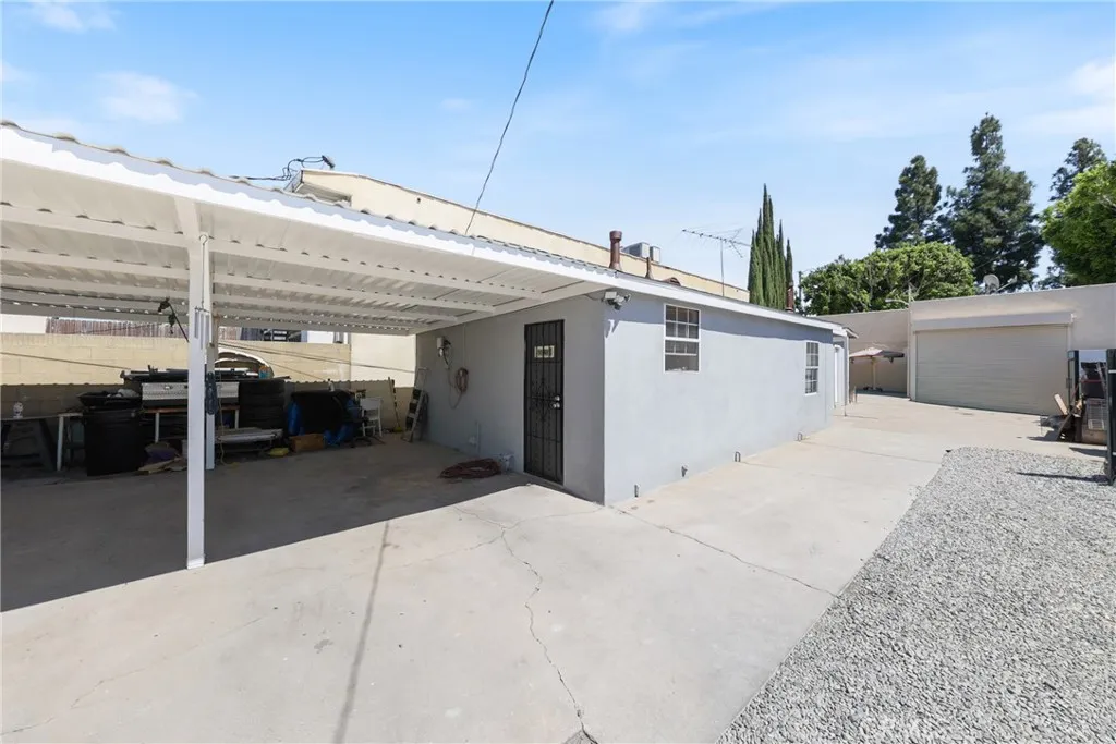 15323 Paramount, Paramount, California 90723 home-pic-46