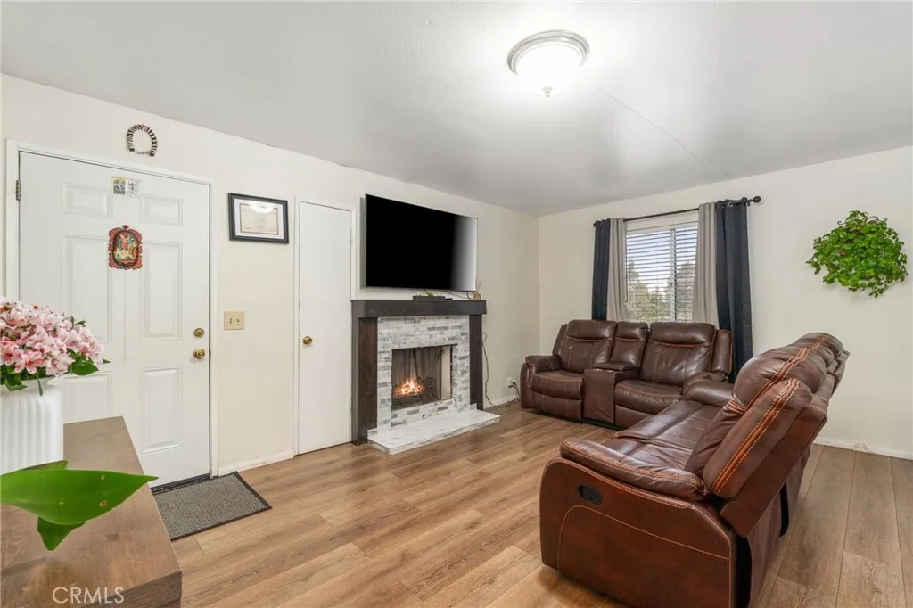 26166 Alpine Lane, Twin Peaks, California 92391 home-pic-21