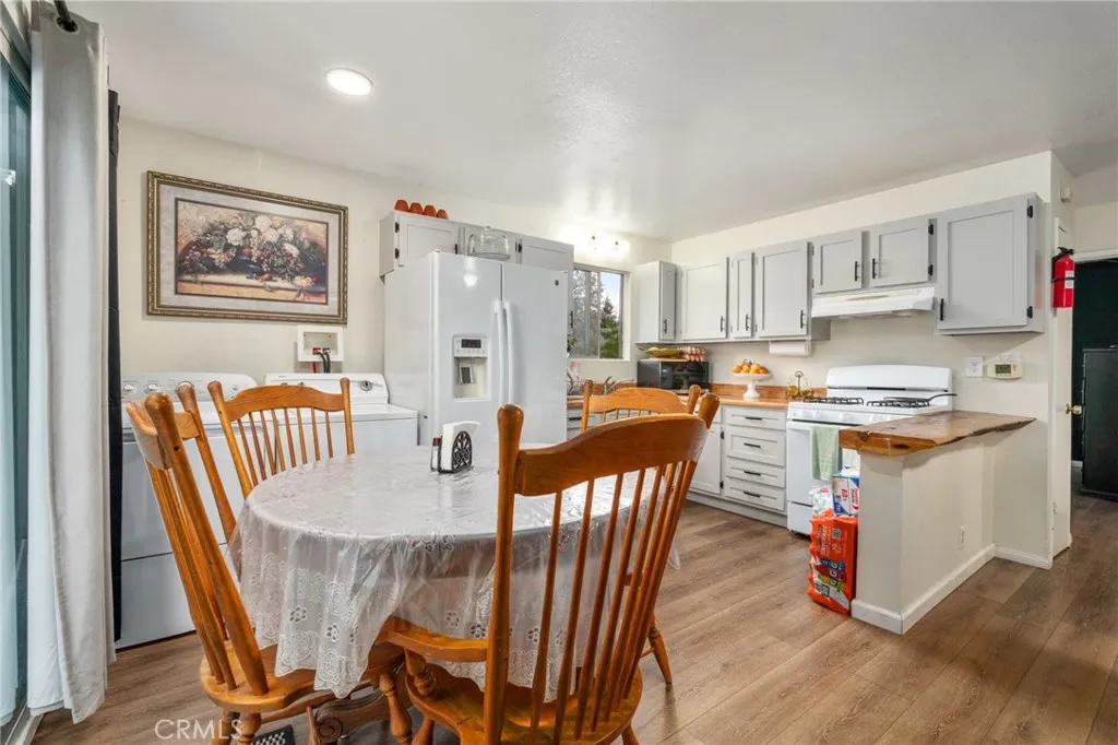 26166 Alpine Lane, Twin Peaks, California 92391 home-pic-24