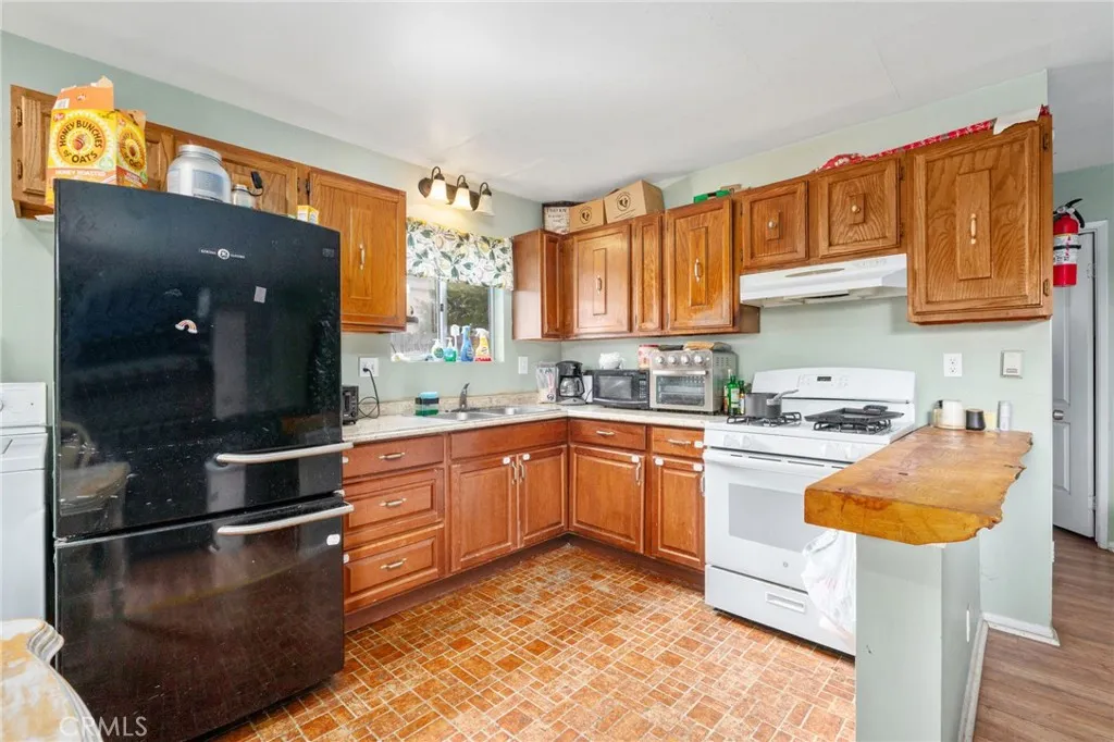 26166 Alpine Lane, Twin Peaks, California 92391 home-pic-12