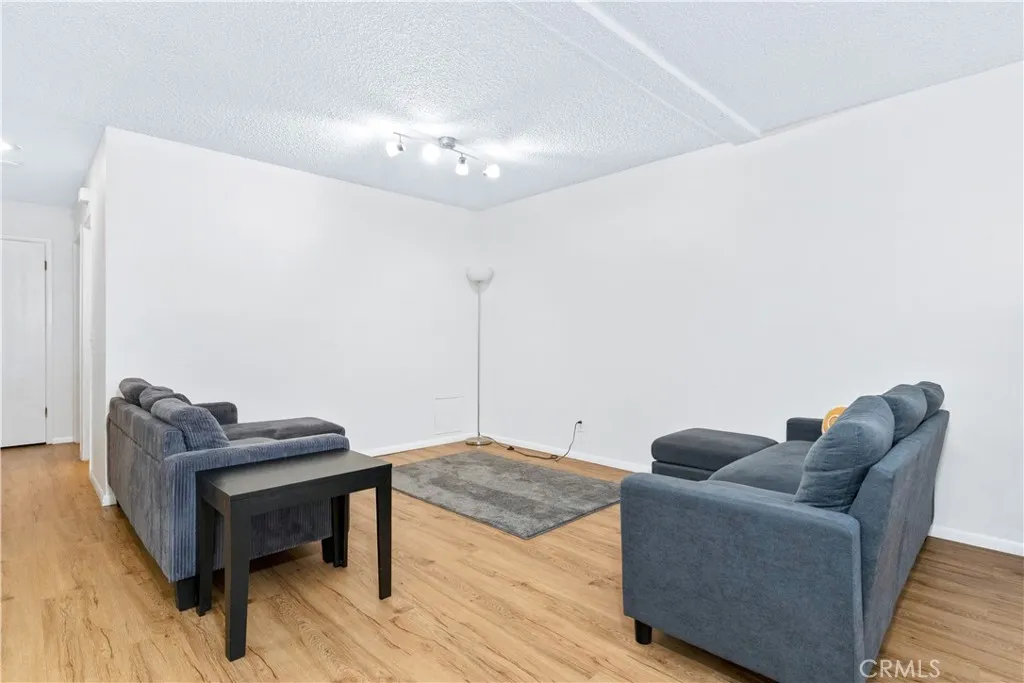 570 Peach 28, San Luis Obispo, California 93401 home-pic-9