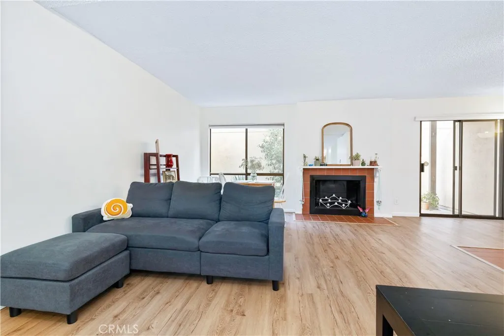 570 Peach 28, San Luis Obispo, California 93401 home-pic-12