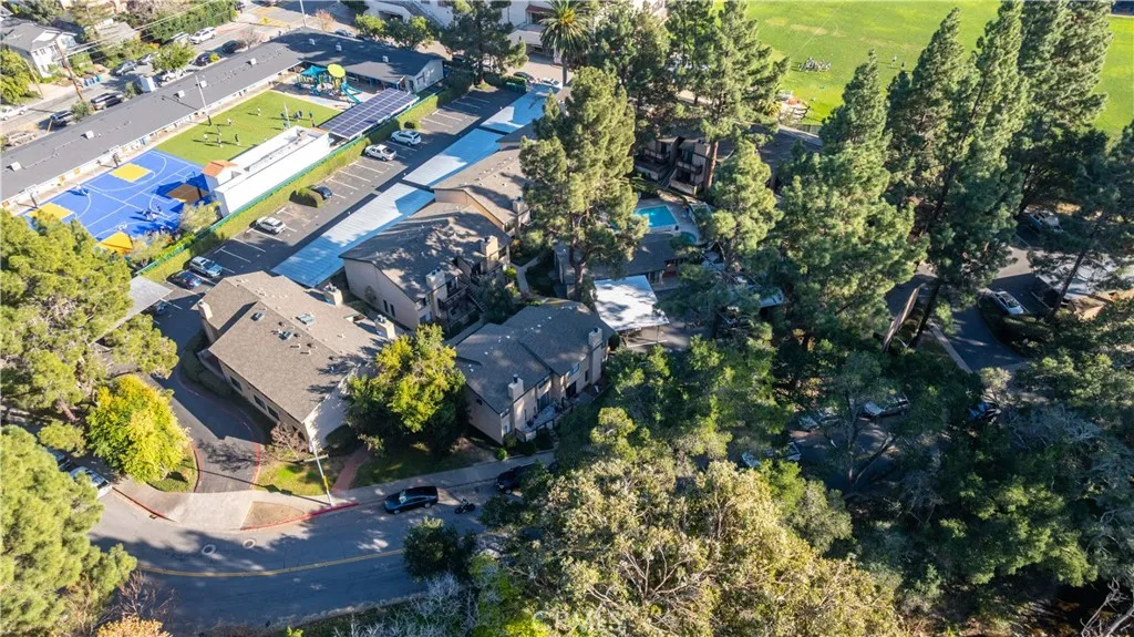 570 Peach 28, San Luis Obispo, California 93401 home-pic-32