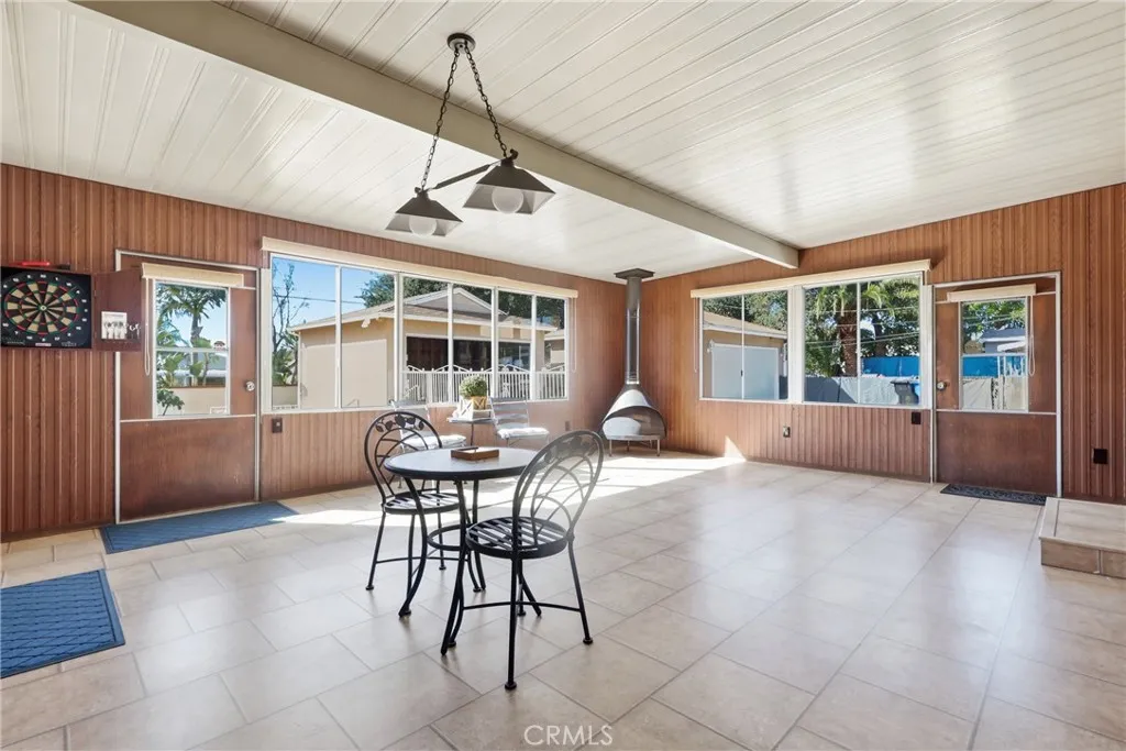 955 W G Street, Ontario, California 91762 home-pic-26