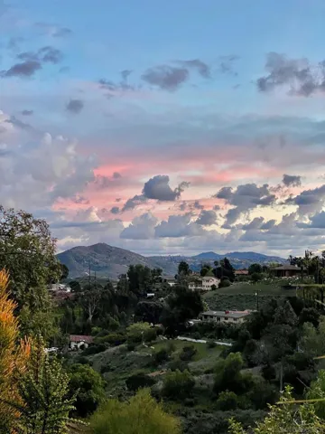 NE Sunrise View