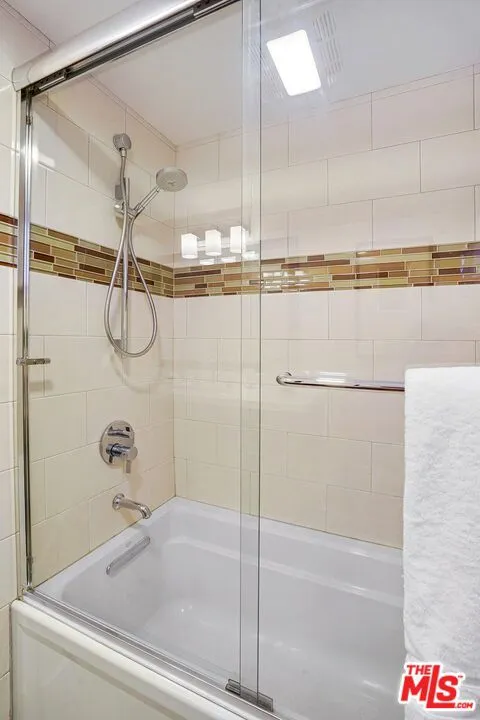 1100 N Beverly Glen Boulevard, Los Angeles, California 90077 home-pic-11