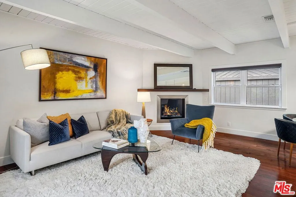 1100 N Beverly Glen Boulevard, Los Angeles, California 90077 home-pic-2