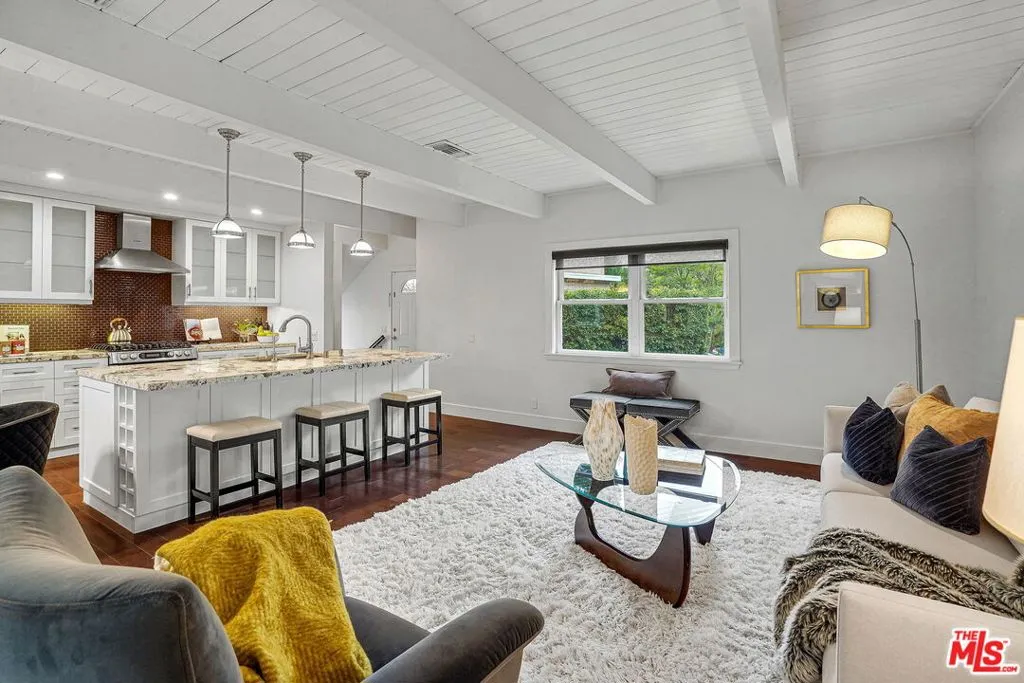 1100 N Beverly Glen Boulevard, Los Angeles, California 90077 home-pic-4