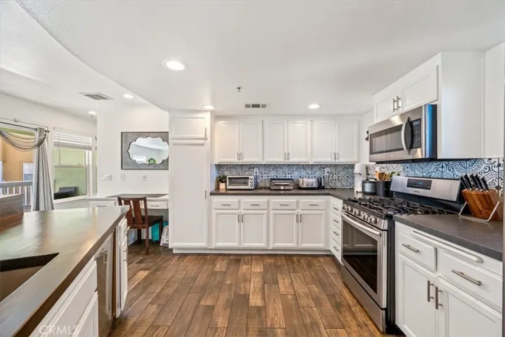 1144 Walnut 11, San Luis Obispo, California 93401