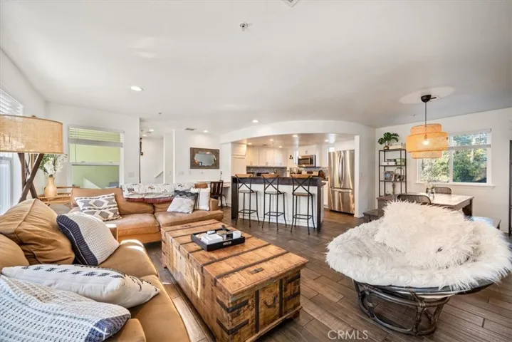 1144 Walnut 11, San Luis Obispo, California 93401
