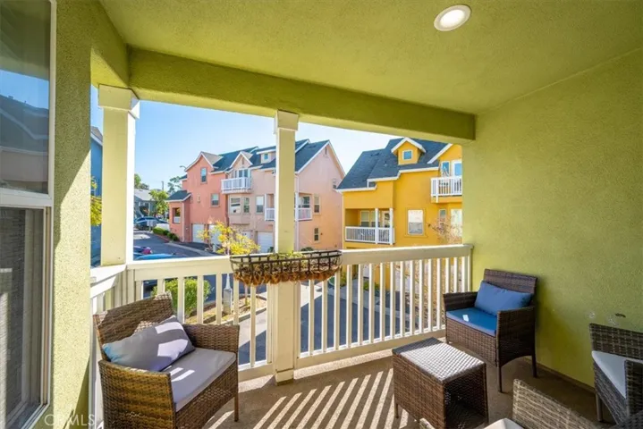 1144 Walnut 11, San Luis Obispo, California 93401