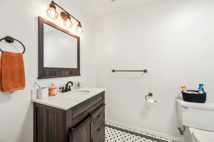1144 Walnut 11, San Luis Obispo, California 93401