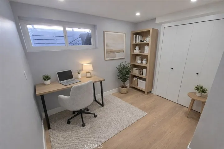 Bedroom #4/Office