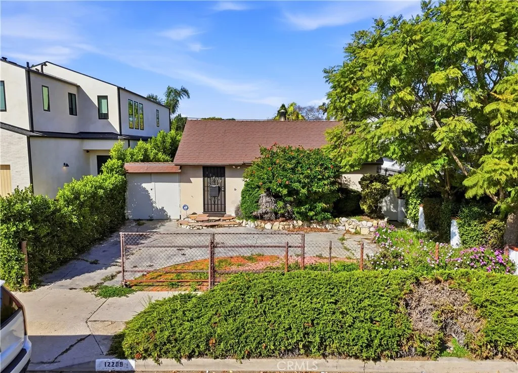 12209 Allin, Culver City, California 90230 home-pic-1