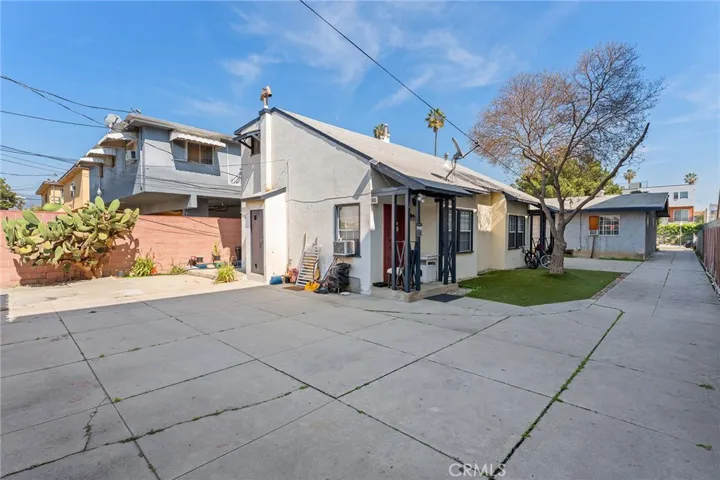 955 N Normandie, Los Angeles, California 90029