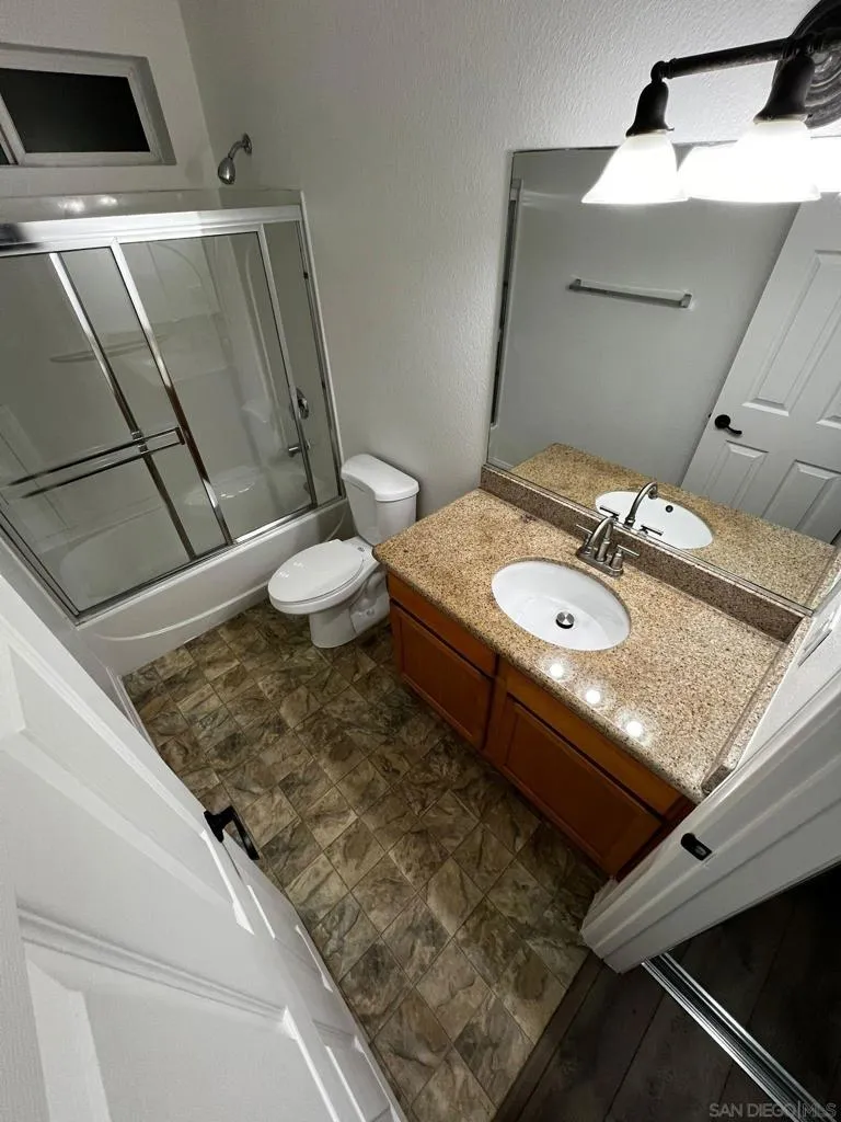 2360 Paseo De Laura 1, Oceanside, California 92056 home-pic-9