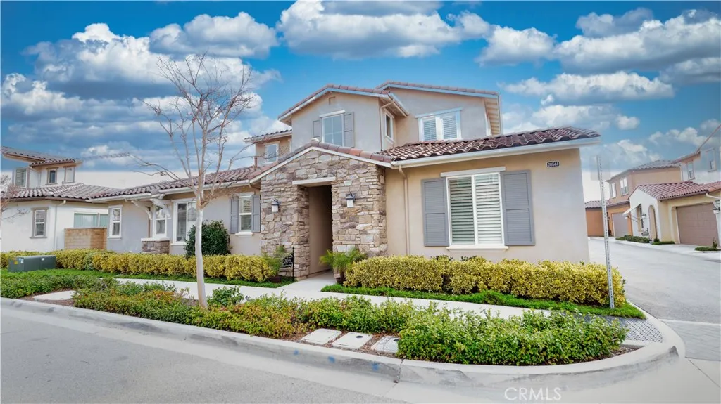 20544 Galloway, Canyon Country, California 91350 home-pic-1