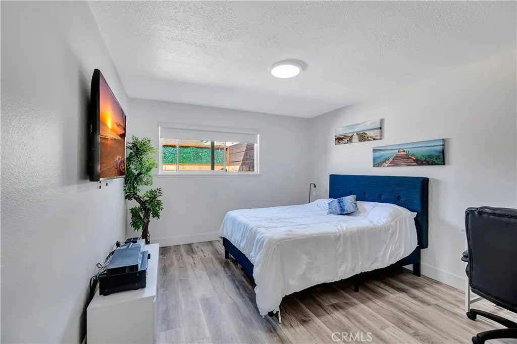 4612 Via Vista Circle 5, Huntington Beach, California 92649 home-pic-17