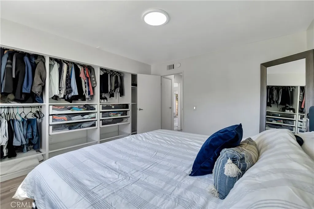 4612 Via Vista Circle 5, Huntington Beach, California 92649 home-pic-16