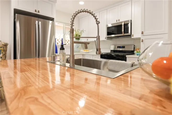 6042 Fair, North Hollywood, California 91606