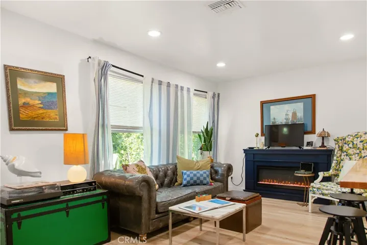 6042 Fair, North Hollywood, California 91606
